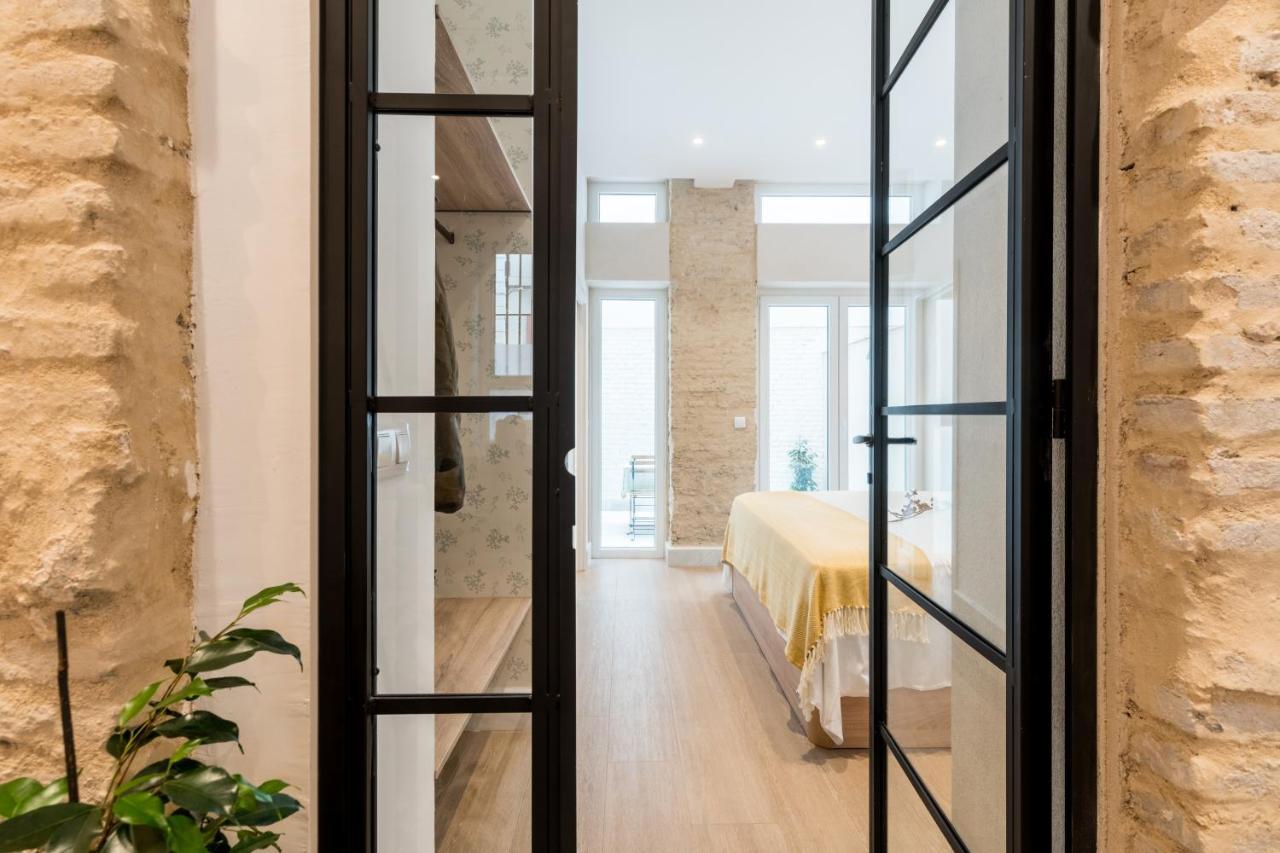 Behouse Arroyo A, Seville